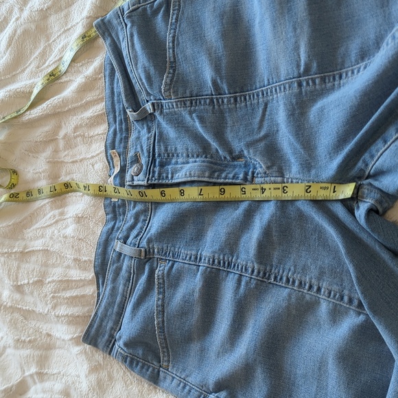 Like New Levi High Rise Bootcut - Picture 7 of 8